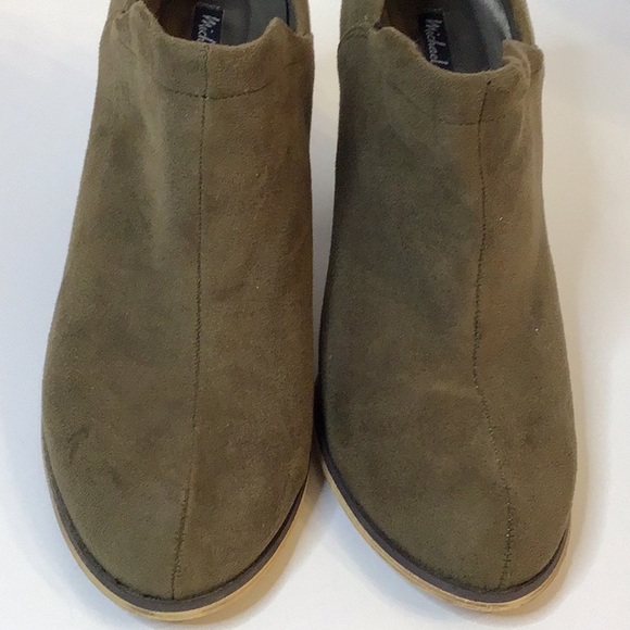 MICHAEL ANTONIO OLIVE GREEN SUEDE ANKLE HEEL BOOTS SZ 8 - Picture 5 of 16